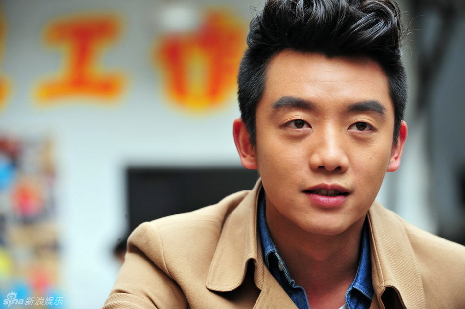 组图:《囧人》<em>郑恺</em>出演最潮宅男