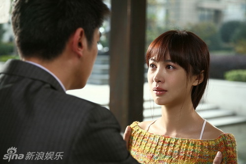 组图:李菲儿《青瓷》勇敢追爱惹人疼_高清图集_新浪网