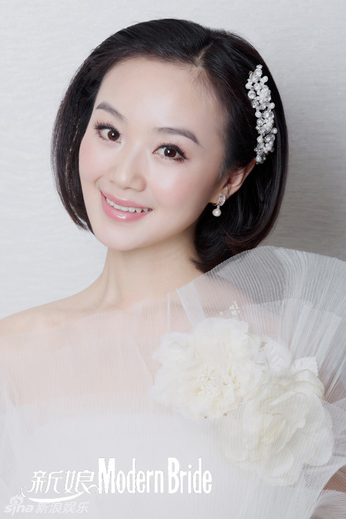 战菁一变身时尚新娘