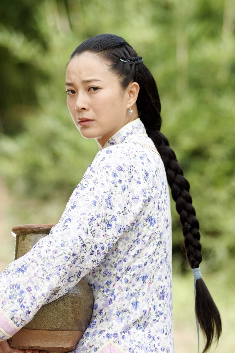 组图:苏岩《川西剿匪记》演绎江湖传奇女子_高清图集