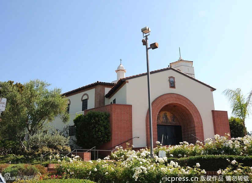 影星史泰龙长子萨其-史泰龙葬礼现场<em>高清</em>图片