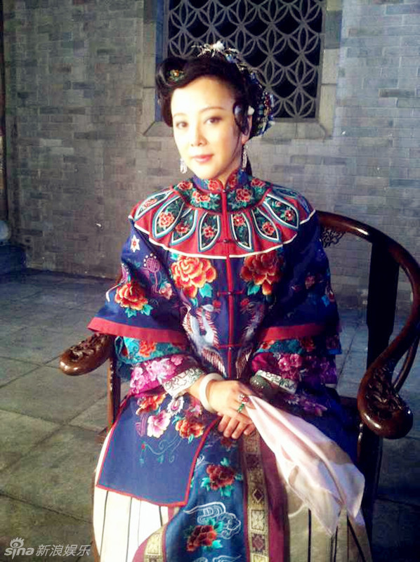 组图:梁丽《大清盐商》演绎艳丽十三姨_高清图集_新浪