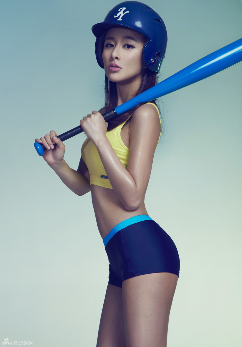 贾青内衣写真图片_贾青性感内衣写真