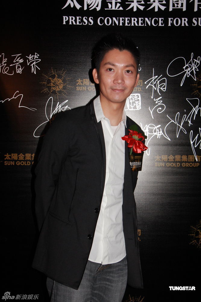 李丞责 新浪网
