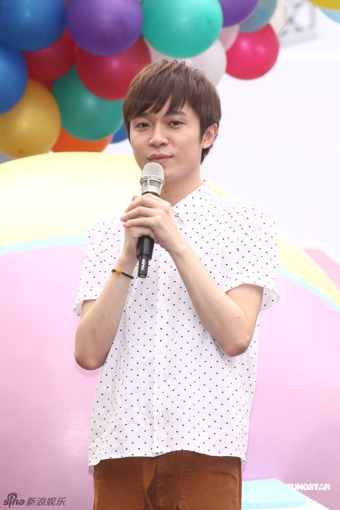 杨丞琳被解内衣_杨丞琳性感内衣