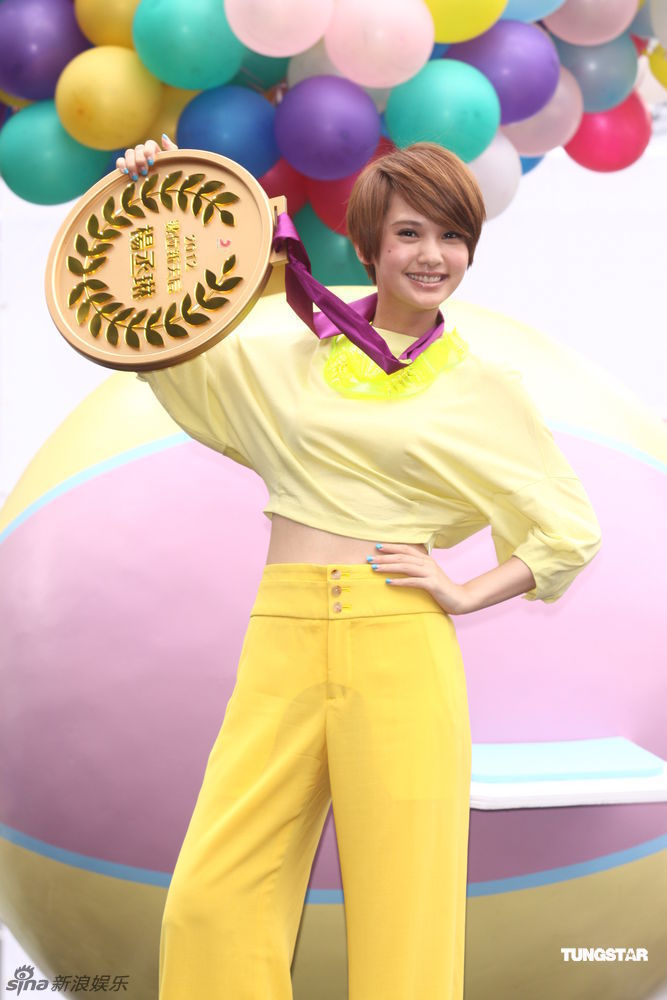 杨丞林解内衣_内衣美女