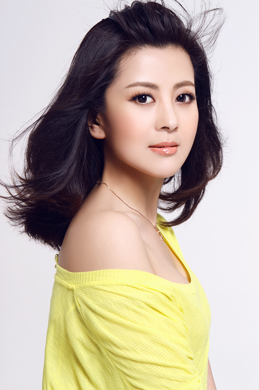 组图:桑叶红新写真女人味十足_高清图集_新浪网