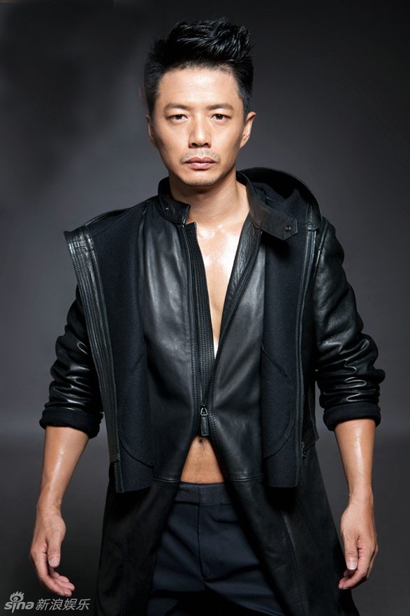 组图:段奕宏写真冷峻气质 酷帅展现男人味_高清图集_新浪网
