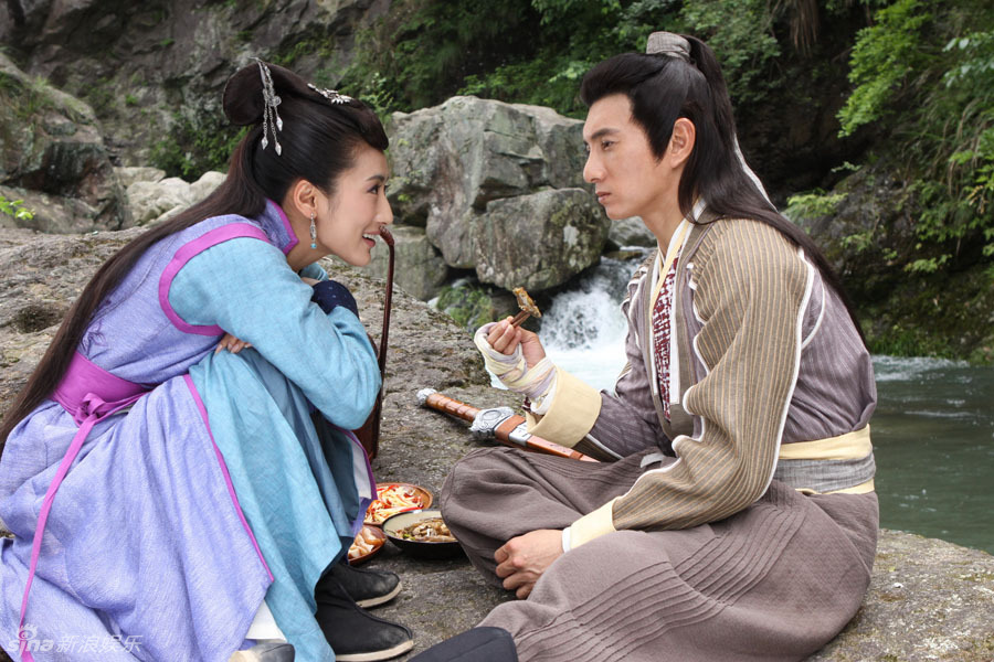 组图:《新白发魔女传》郭珍霓情陷吴奇隆_高清图集
