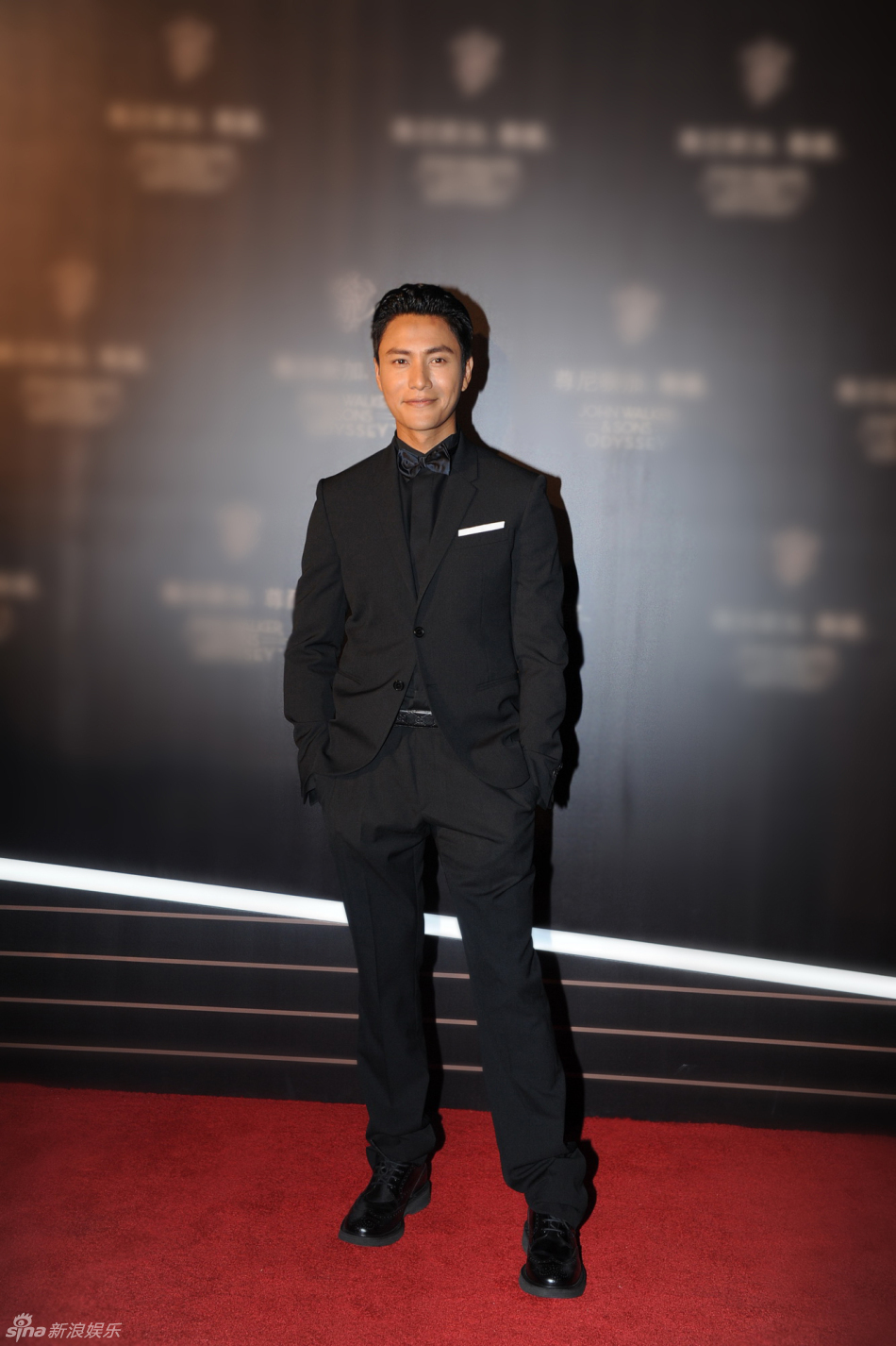 组图:陈坤黑衣亮相时尚帅气 积极推动年轻导演_高清
