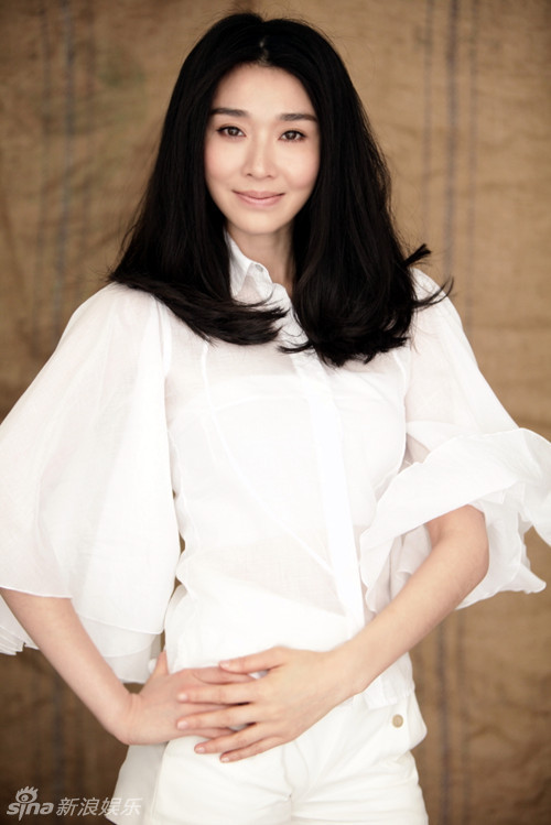 陈丽娜尽显秋日风情