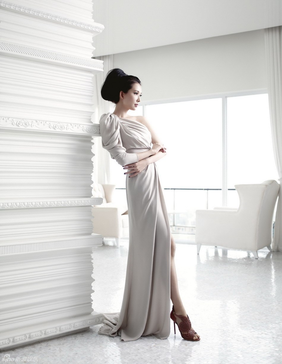 林志玲《VOGUE》大片温婉动人