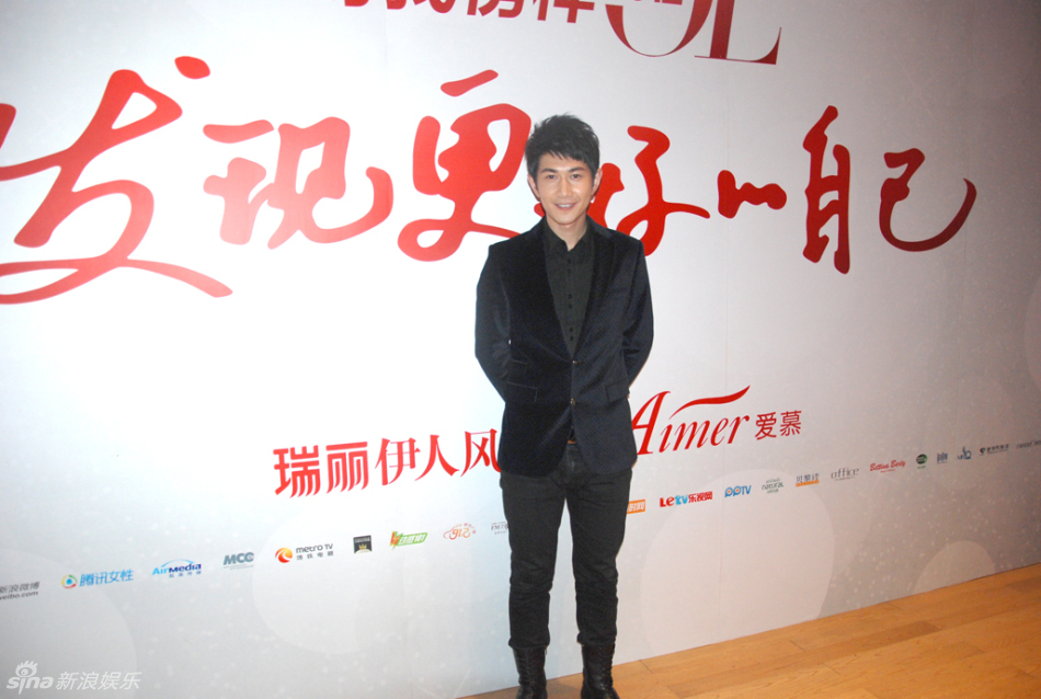 何明翰等三大型男现场竞聘空乘