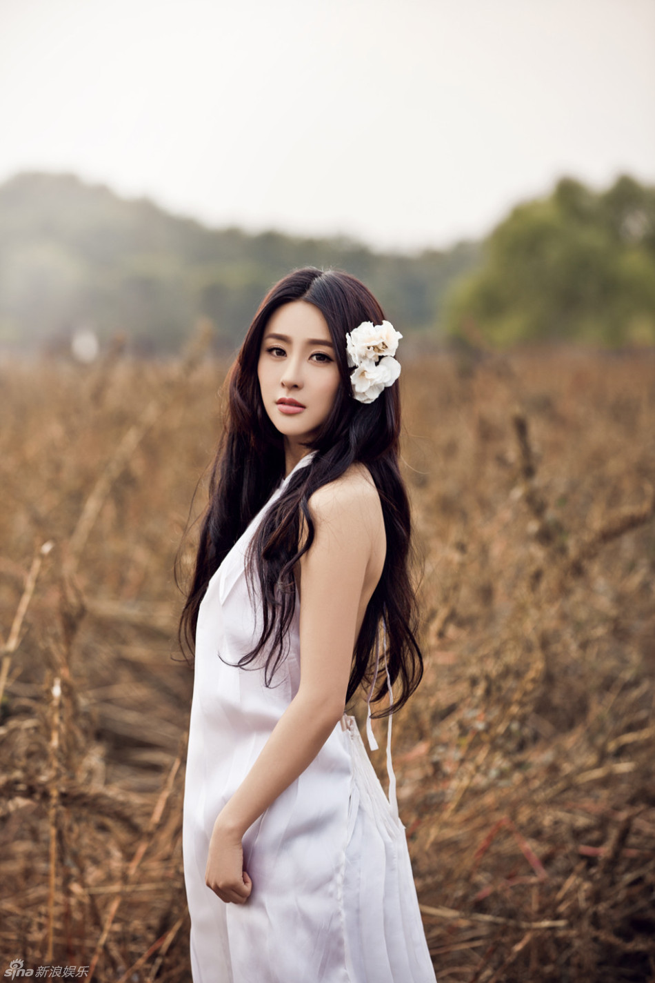 组图:贾青清新写真曝光 长发白裙变身娇俏萝莉 -- 佛山E家|佛山信息网|顺德信息网|第一综合信息门户网-FSEHOME.COM