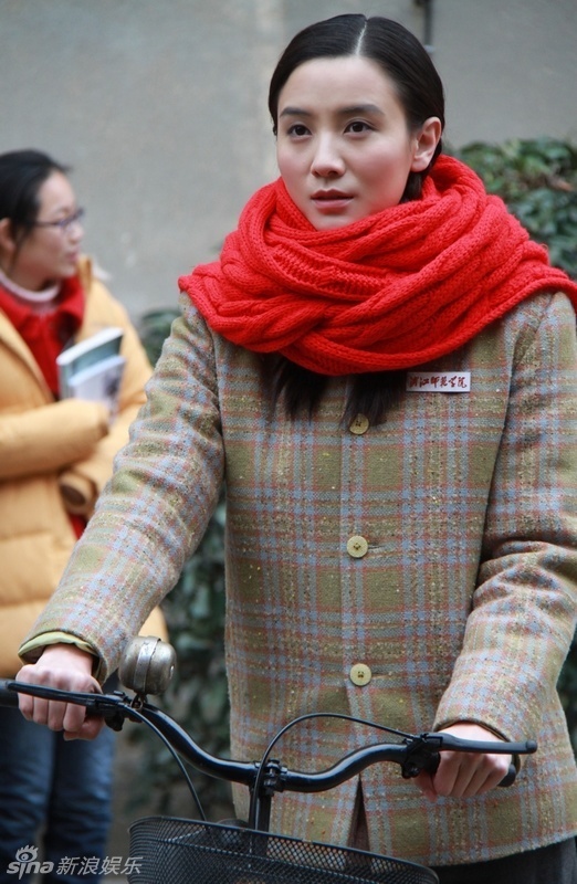 《那样芬芳》小宋佳红围巾怀旧