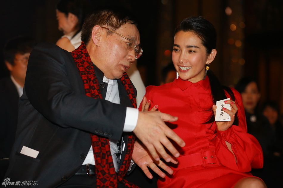 微博之夜老总_老总适合的微信头像(3)