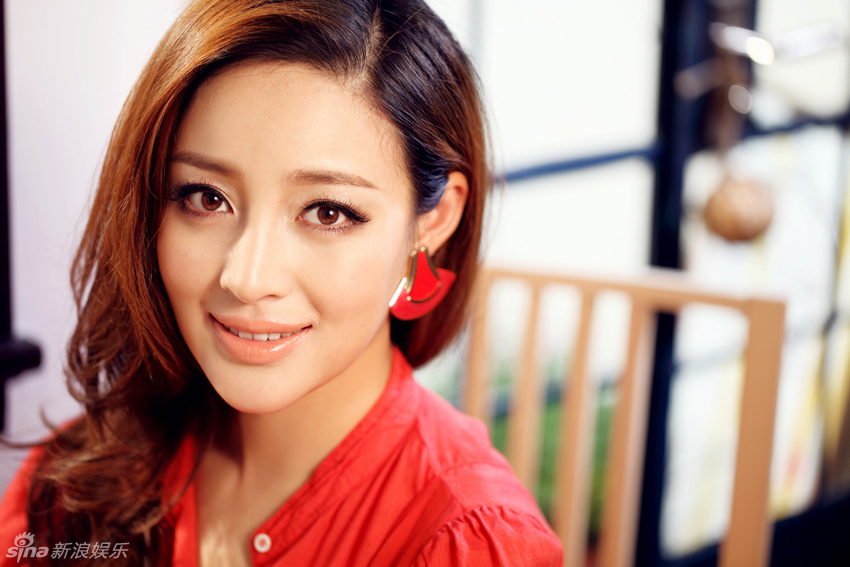 甘婷婷甜美笑容