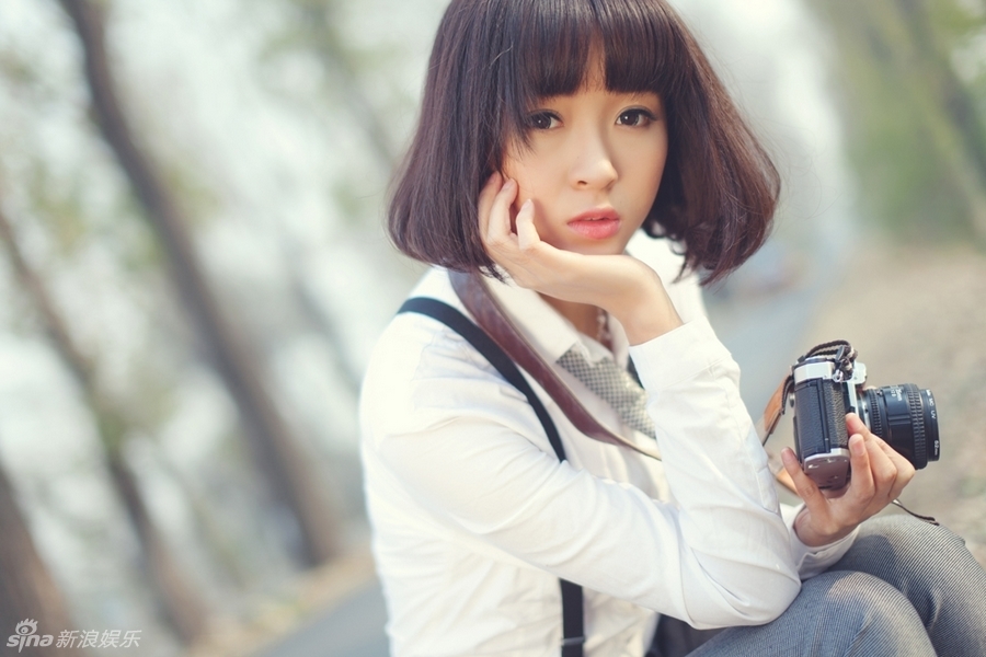 阿悄变身老上海女记者