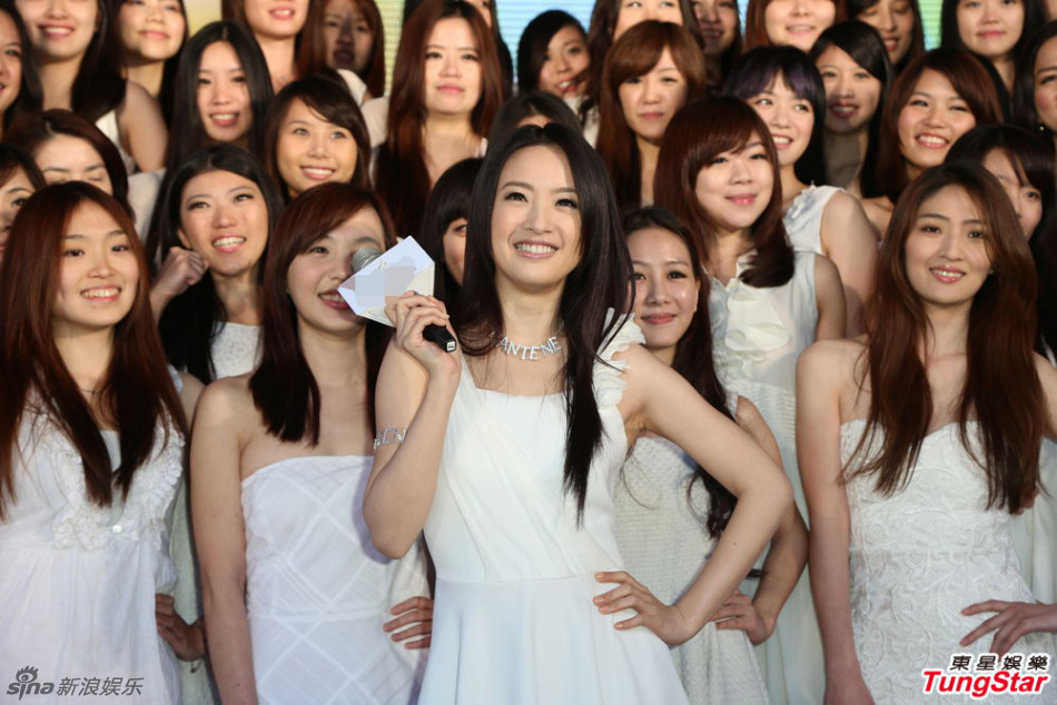 http://www.sinaimg.cn/dy/slidenews/4_img/2013_09/704_901789_220917.jpg