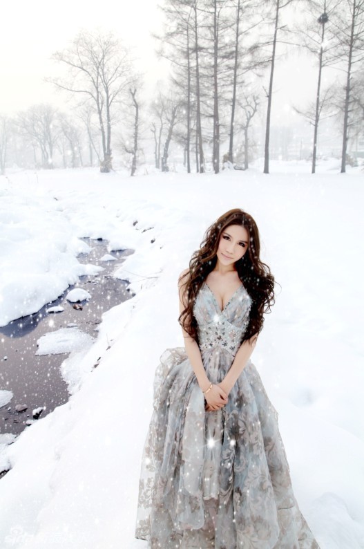 温馨妩媚大片冰雪美肤