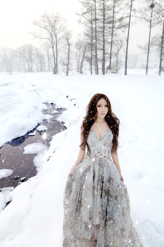温馨妩媚大片冰雪美肤