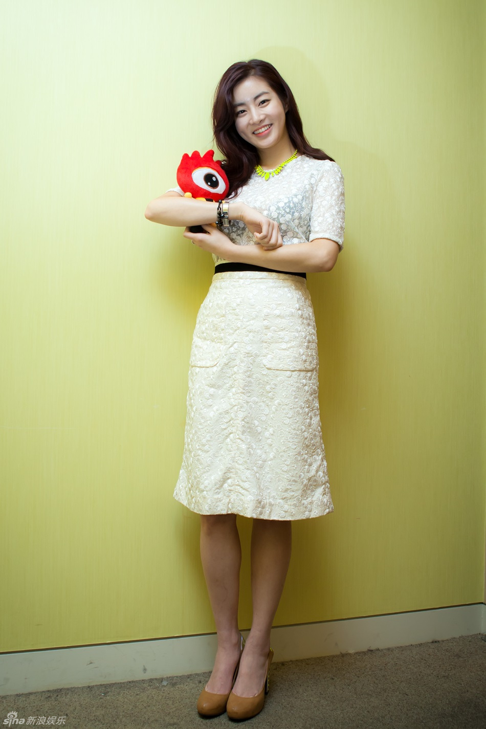 韩国美女演员姜素拉