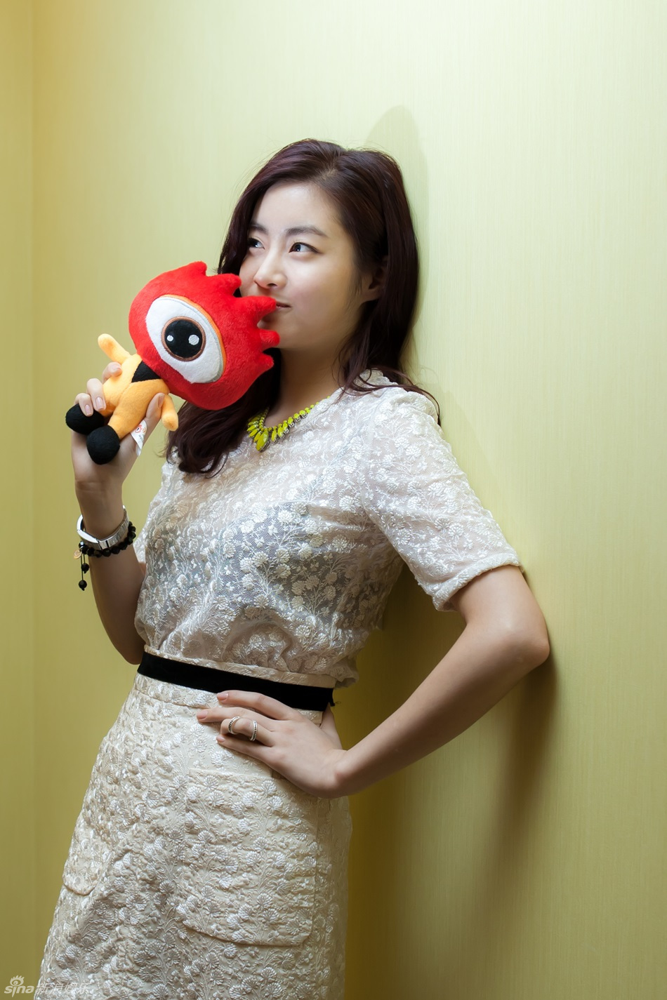 韩国美女演员姜素拉