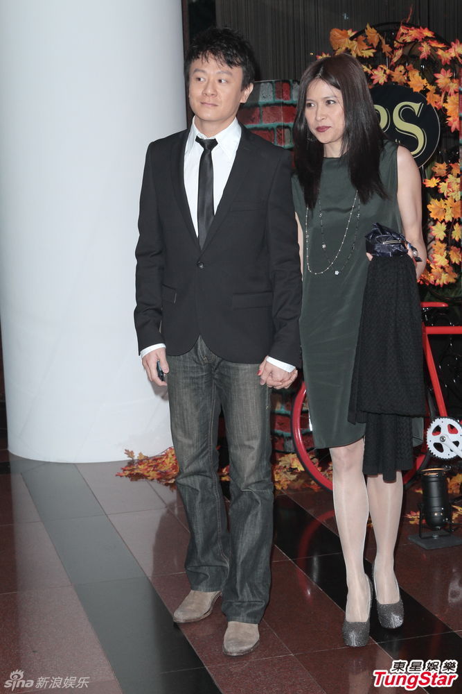 http://www.sinaimg.cn/dy/slidenews/4_img/2013_11/704_913045_213355.jpg