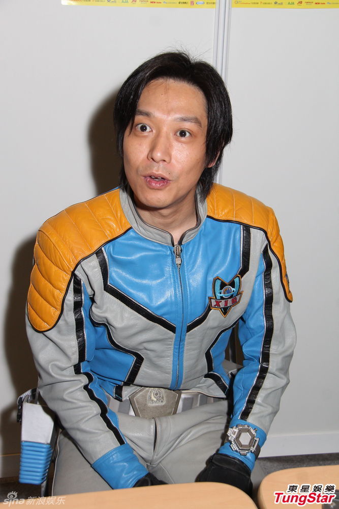 新浪娱乐讯 3月17日,日本演超人佳亚的演员吉冈毅志来到香港举行c3