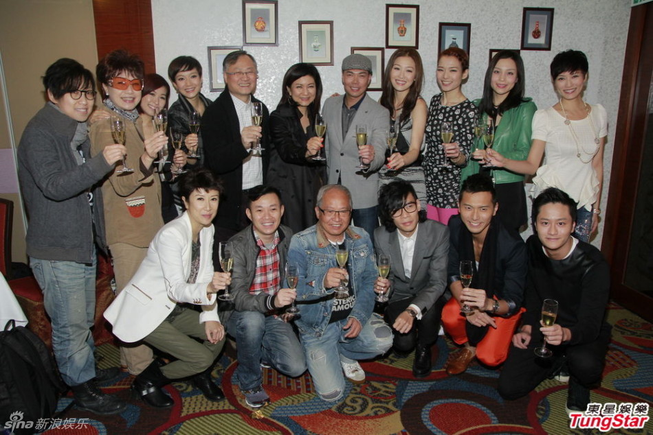 http://www.sinaimg.cn/dy/slidenews/4_img/2013_15/704_935289_353244.jpg