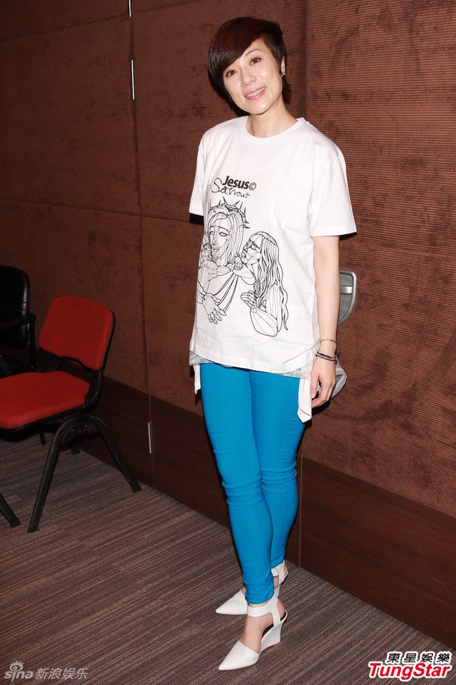 张可颐劝邓萃雯勿太执着 望早发电视牌照