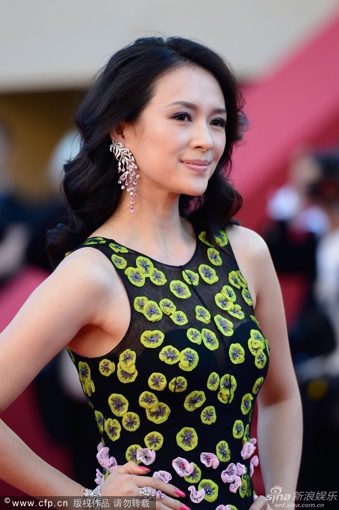 http://www.sinaimg.cn/dy/slidenews/4_img/2013_22/704_980851_241864.jpg