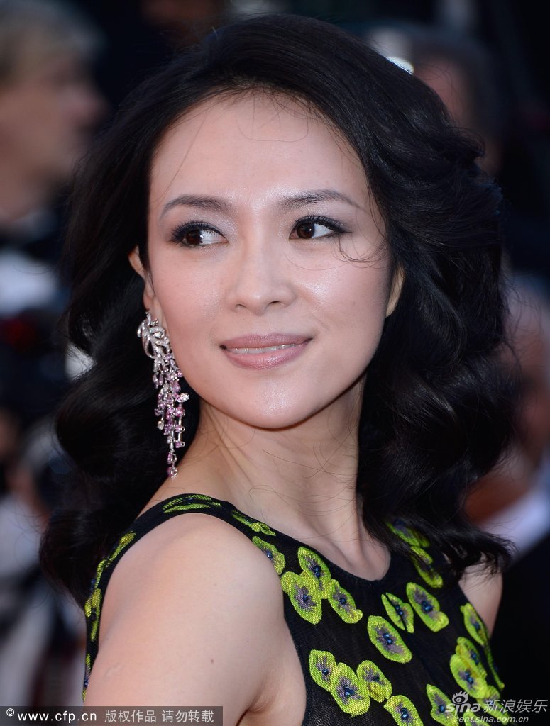 http://www.sinaimg.cn/dy/slidenews/4_img/2013_22/704_980853_895850.jpg