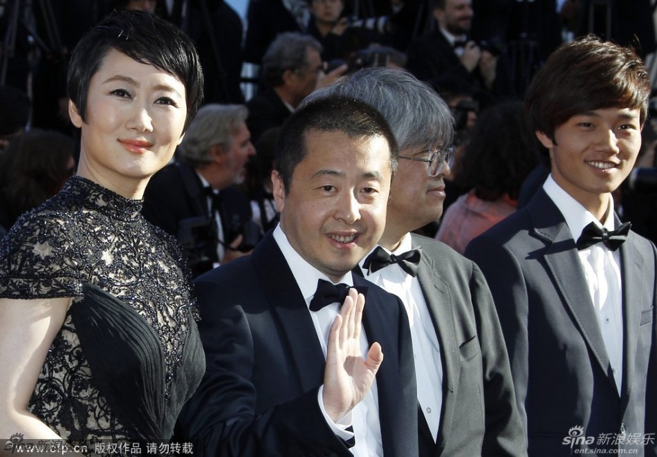 http://www.sinaimg.cn/dy/slidenews/4_img/2013_22/704_981106_502920.jpg