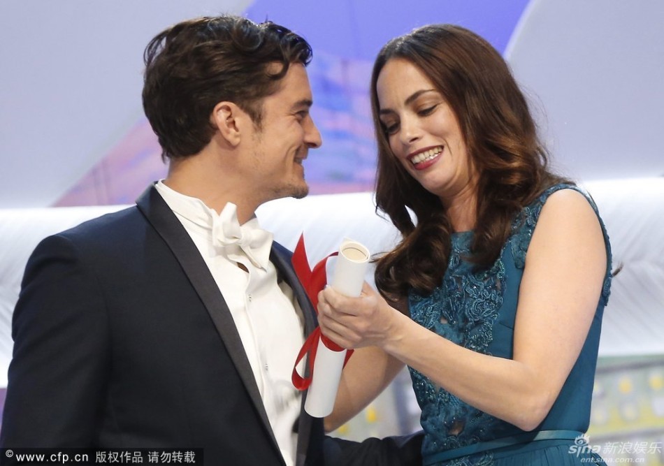 http://www.sinaimg.cn/dy/slidenews/4_img/2013_22/704_981122_538907.jpg