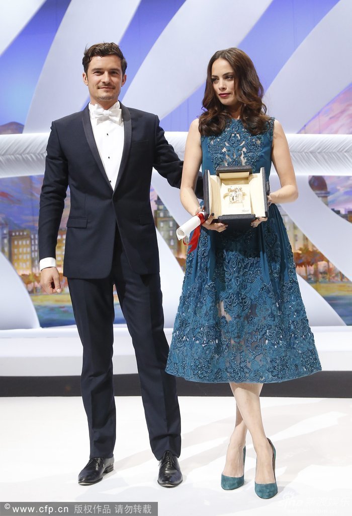 http://www.sinaimg.cn/dy/slidenews/4_img/2013_22/704_981123_301684.jpg