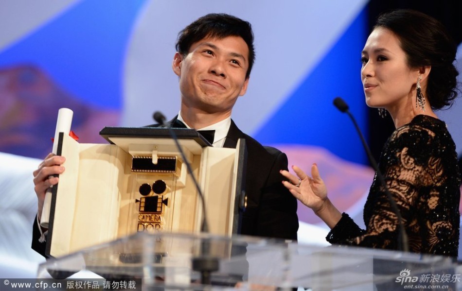 http://www.sinaimg.cn/dy/slidenews/4_img/2013_22/704_981217_281501.jpg