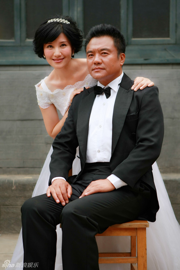王阳婚纱照_演员王阳首晒婚纱照