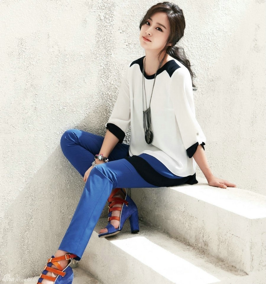 搭配服装拍摄 704_997195_664286.jpg