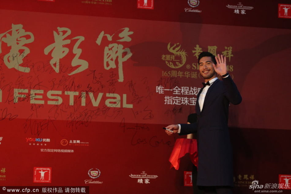 http://www.sinaimg.cn/dy/slidenews/4_img/2013_24/704_999150_613114.jpg