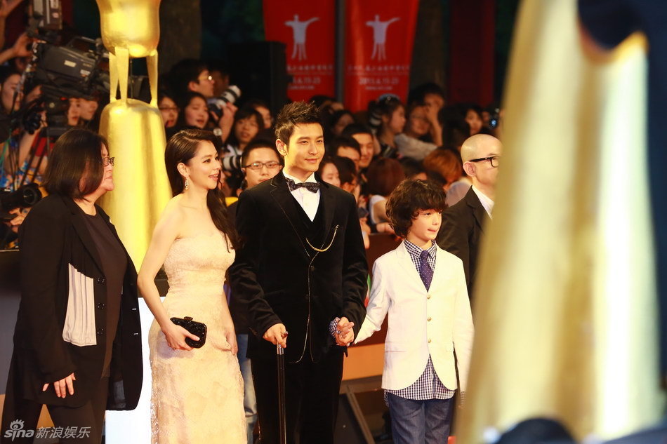 http://www.sinaimg.cn/dy/slidenews/4_img/2013_24/704_999166_619671.jpg