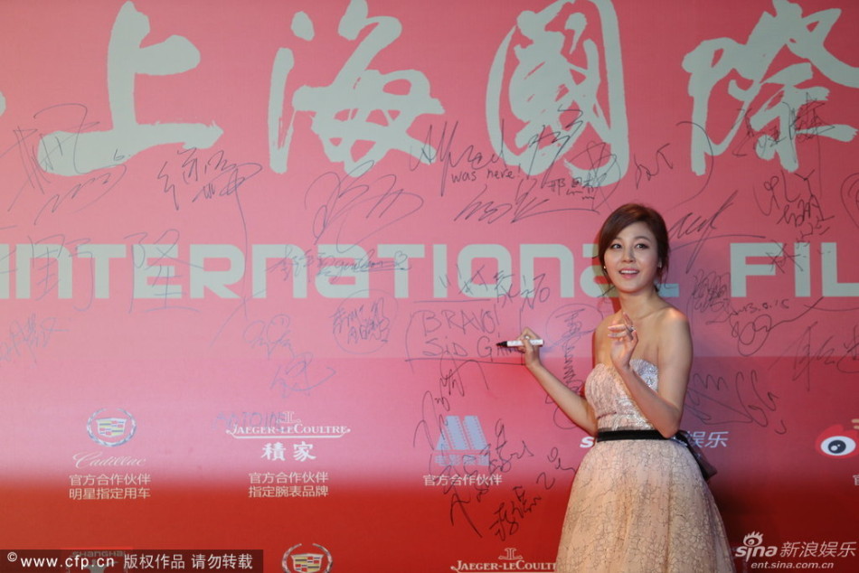 http://www.sinaimg.cn/dy/slidenews/4_img/2013_24/704_999190_918955.jpg