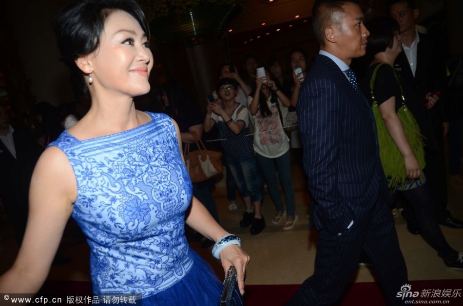 http://www.sinaimg.cn/dy/slidenews/4_img/2013_24/704_999249_822159.jpg