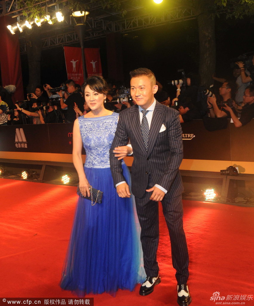 http://www.sinaimg.cn/dy/slidenews/4_img/2013_24/704_999250_721592.jpg