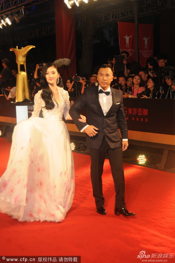 http://www.sinaimg.cn/dy/slidenews/4_img/2013_24/704_999304_906093.jpg