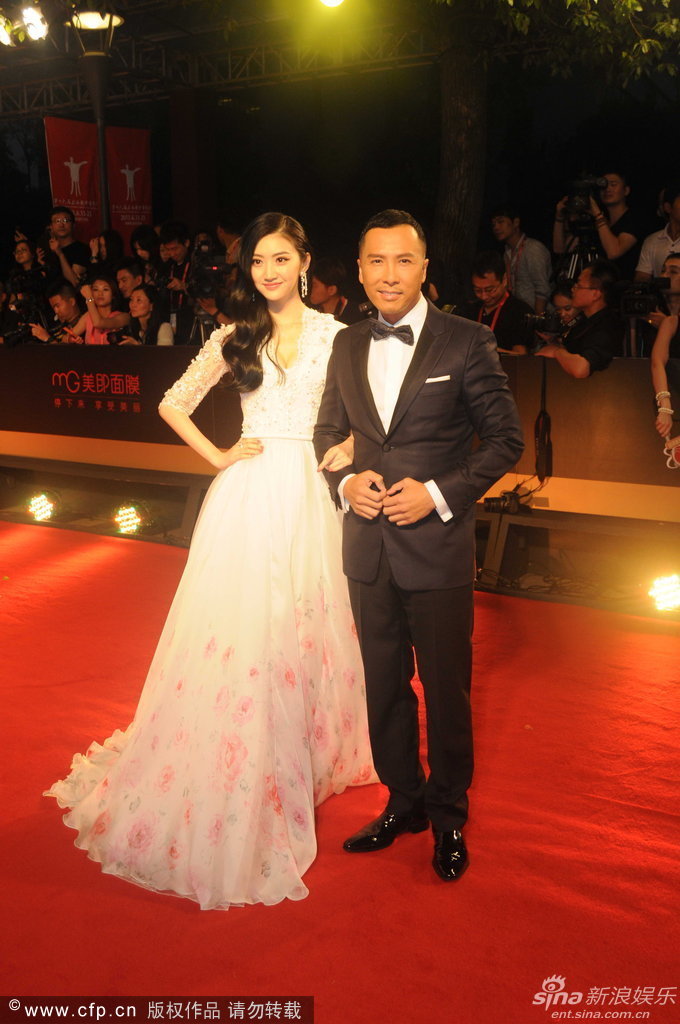 http://www.sinaimg.cn/dy/slidenews/4_img/2013_24/704_999314_657263.jpg