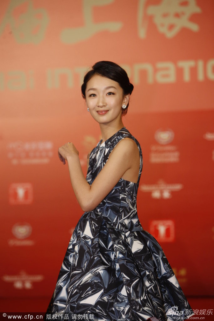 http://www.sinaimg.cn/dy/slidenews/4_img/2013_24/704_999477_125922.jpg