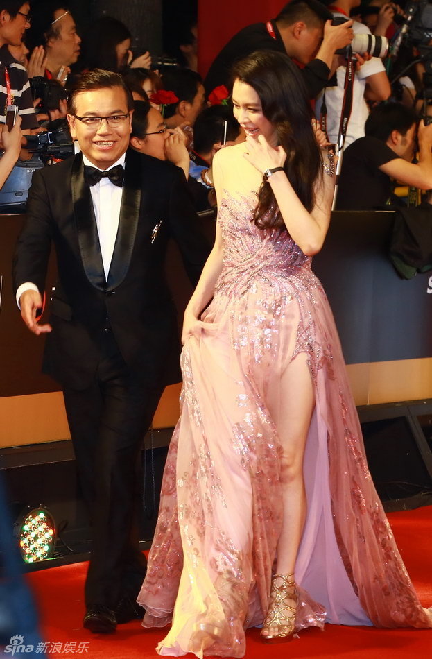 http://www.sinaimg.cn/dy/slidenews/4_img/2013_24/704_999688_704691.jpg
