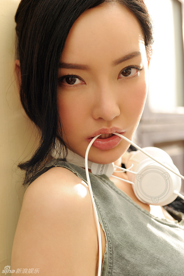 童菲性感