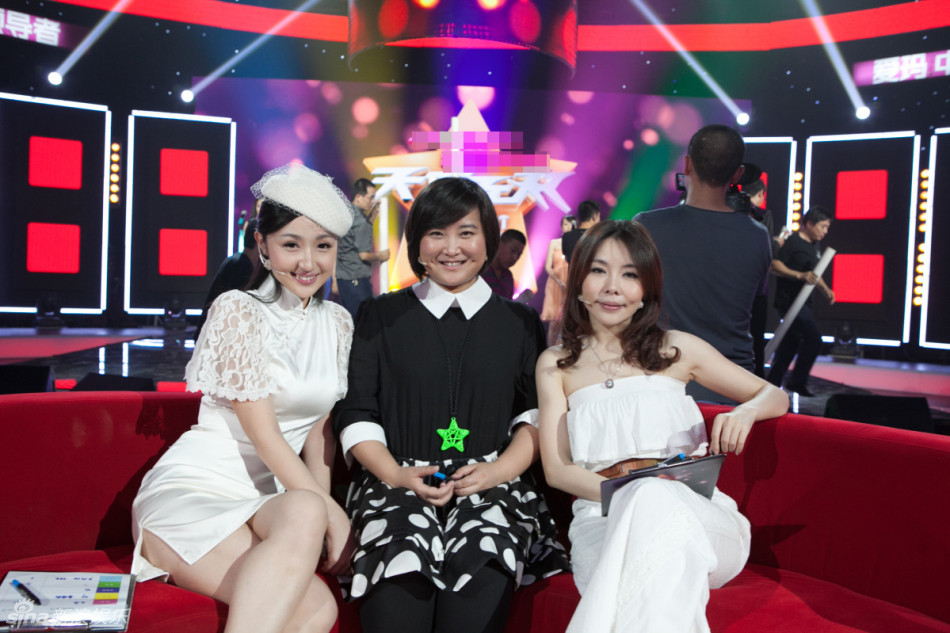 组图:杨钰莹无双变歌手陈小春禁止儿子当明星